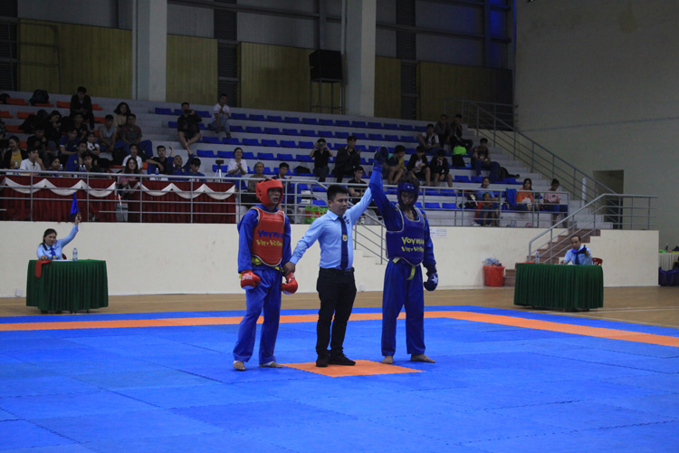 hinh-anh-so-gang-doi-khang-giai-tre-va-vo-dich-cac-clb-vovinam-da-nang-2020-2