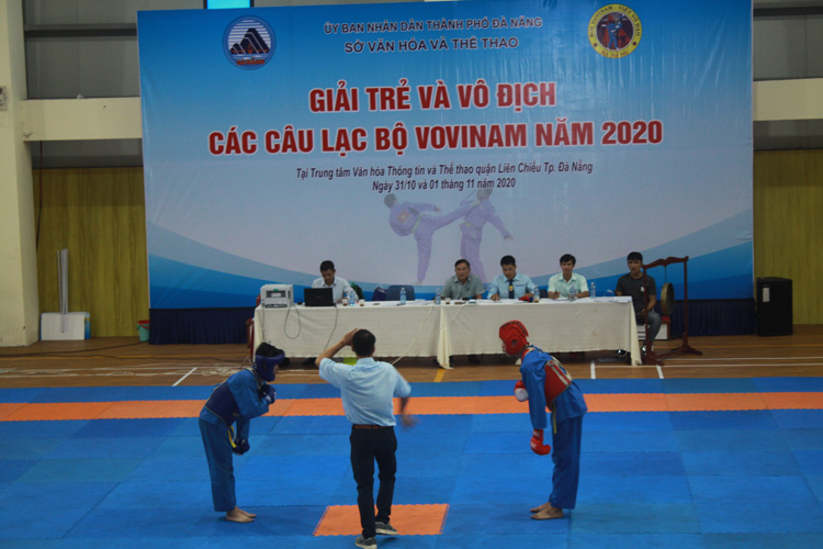 hinh-anh-so-gang-doi-khang-giai-tre-va-vo-dich-cac-clb-vovinam-da-nang-2020-2