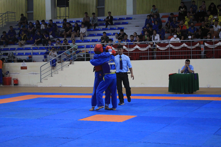 hinh-anh-so-gang-doi-khang-giai-tre-va-vo-dich-cac-clb-vovinam-da-nang-2020-5