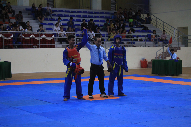 hinh-anh-so-gang-doi-khang-giai-tre-va-vo-dich-cac-clb-vovinam-da-nang-2020-5