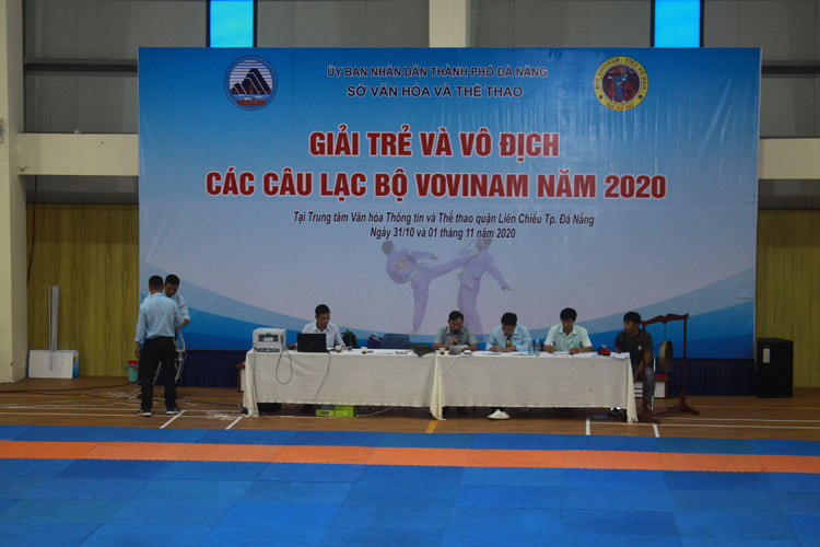 hinh-anh-so-gang-doi-khang-giai-tre-va-vo-dich-cac-clb-vovinam-da-nang-2020-9